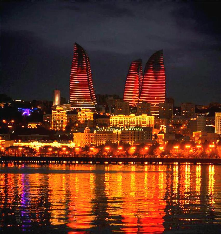 La Villa Hotel Old Baku Bagian luar foto